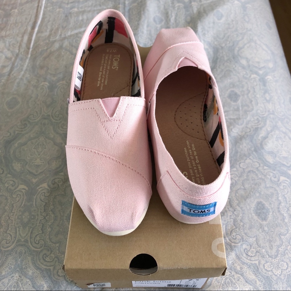Classic Canvas Toms